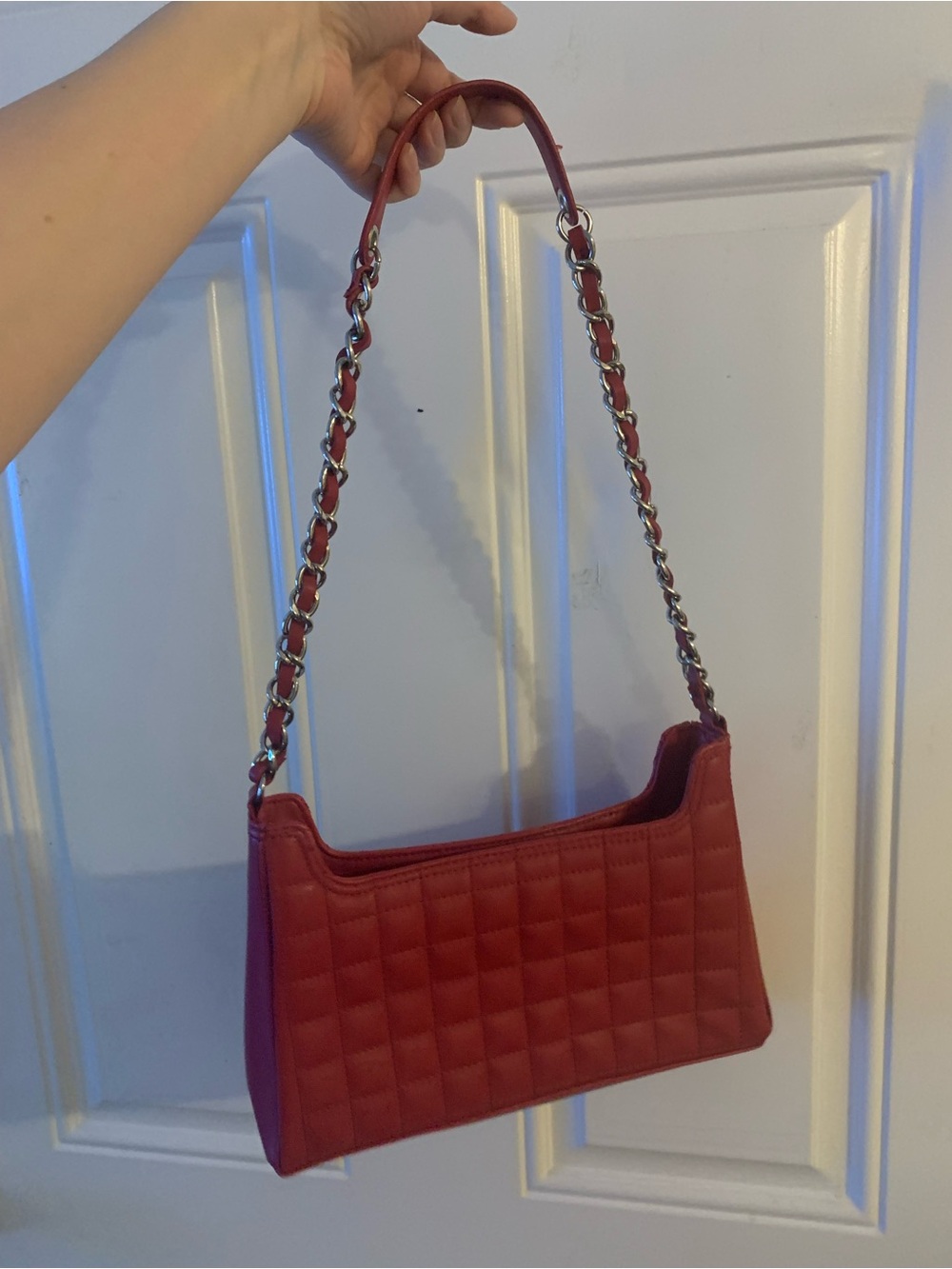 Liz Claiborne pink Quilted Women’s Shoulder Bag Chain Strap Zip Inner Pockets